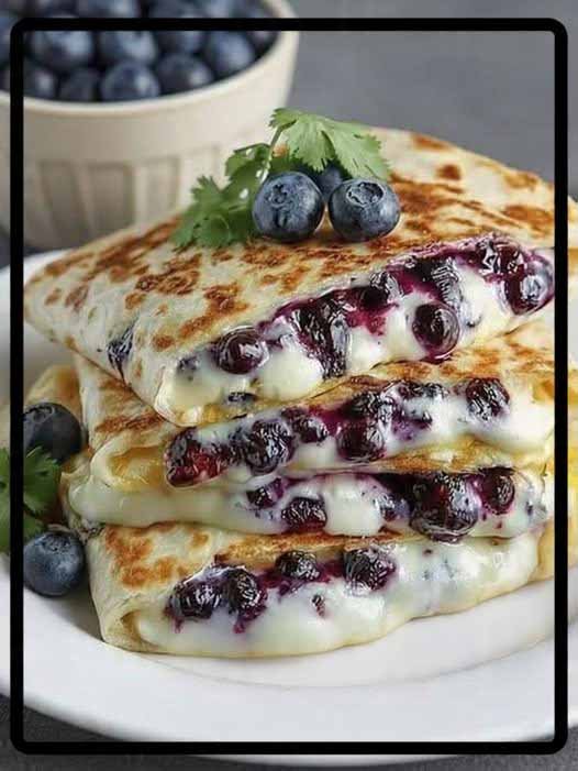 Keto Blueberry Breakfast Quesadilla (Low-Carb & Sweet)